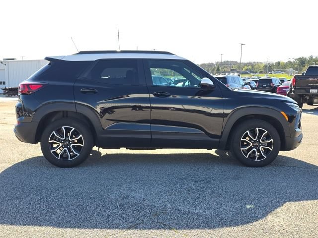 Used 2024 Chevrolet TrailBlazer ACTIV w/ Driver Confidence Package FWD image 6