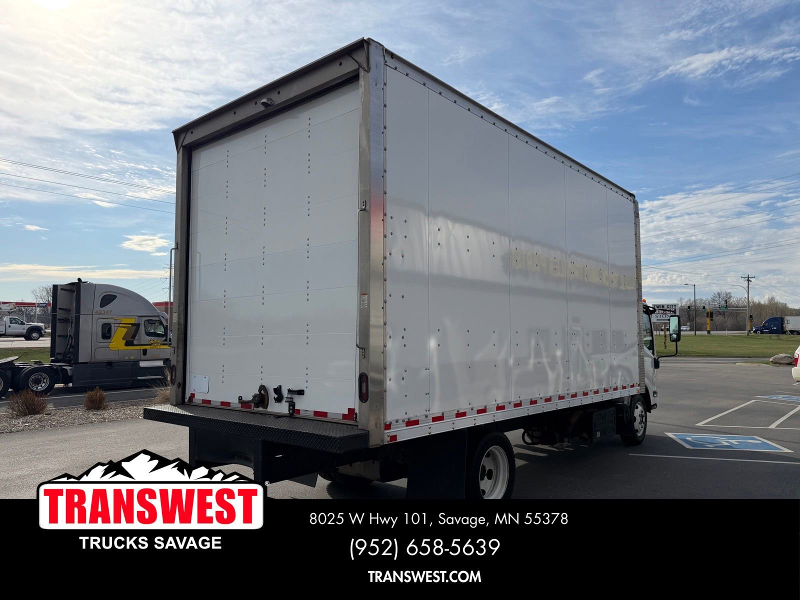 Used 2023 Chevrolet Low Cab Forward 5500XD RWD image 5