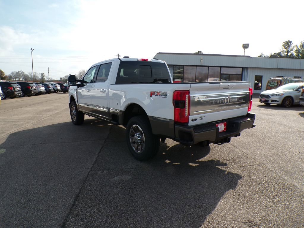 New 2026 Ford F250 King Ranch w/ FX4 Off-Road Package AWD/4WD image 5
