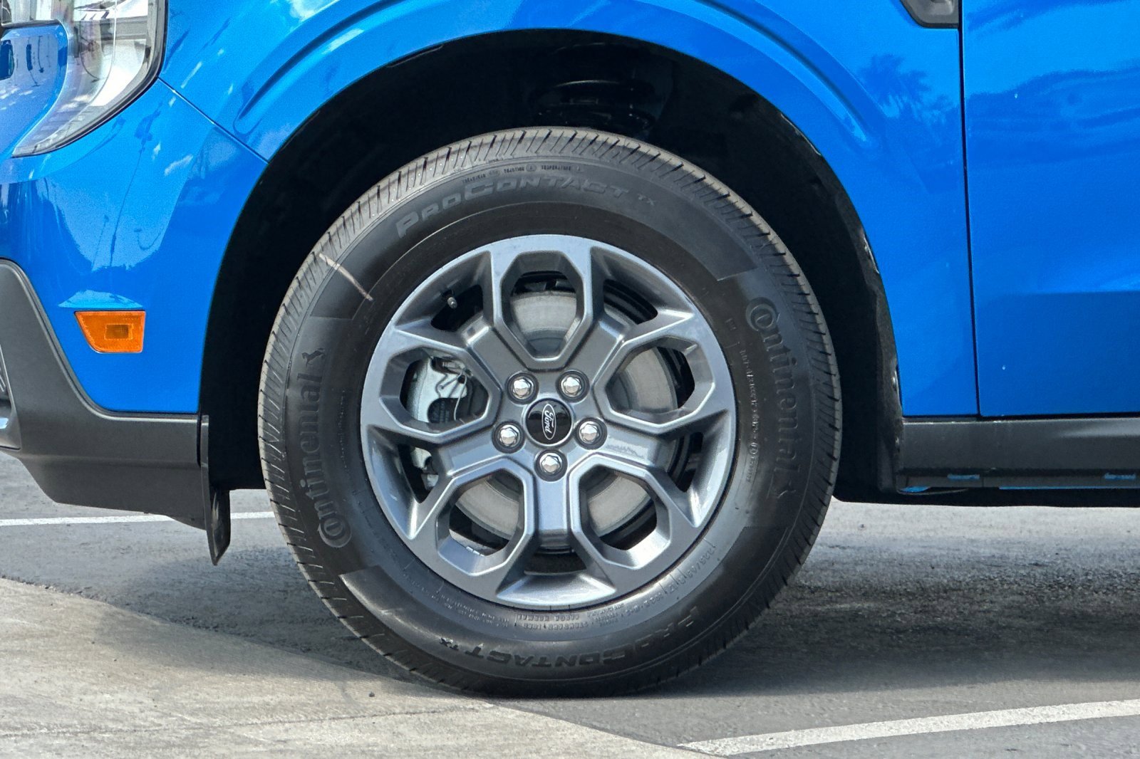 New 2025 Ford Maverick XLT w/ Equipment Group 301A image 23