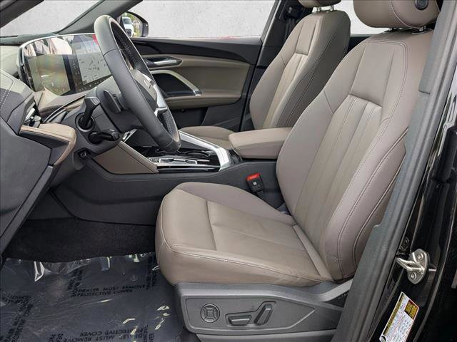 Certified 2025 Audi Q5 Premium w/ Convenience Package AWD/4WD image 19