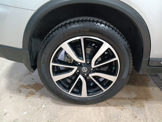 Used 2020 Nissan Rogue SL image 37