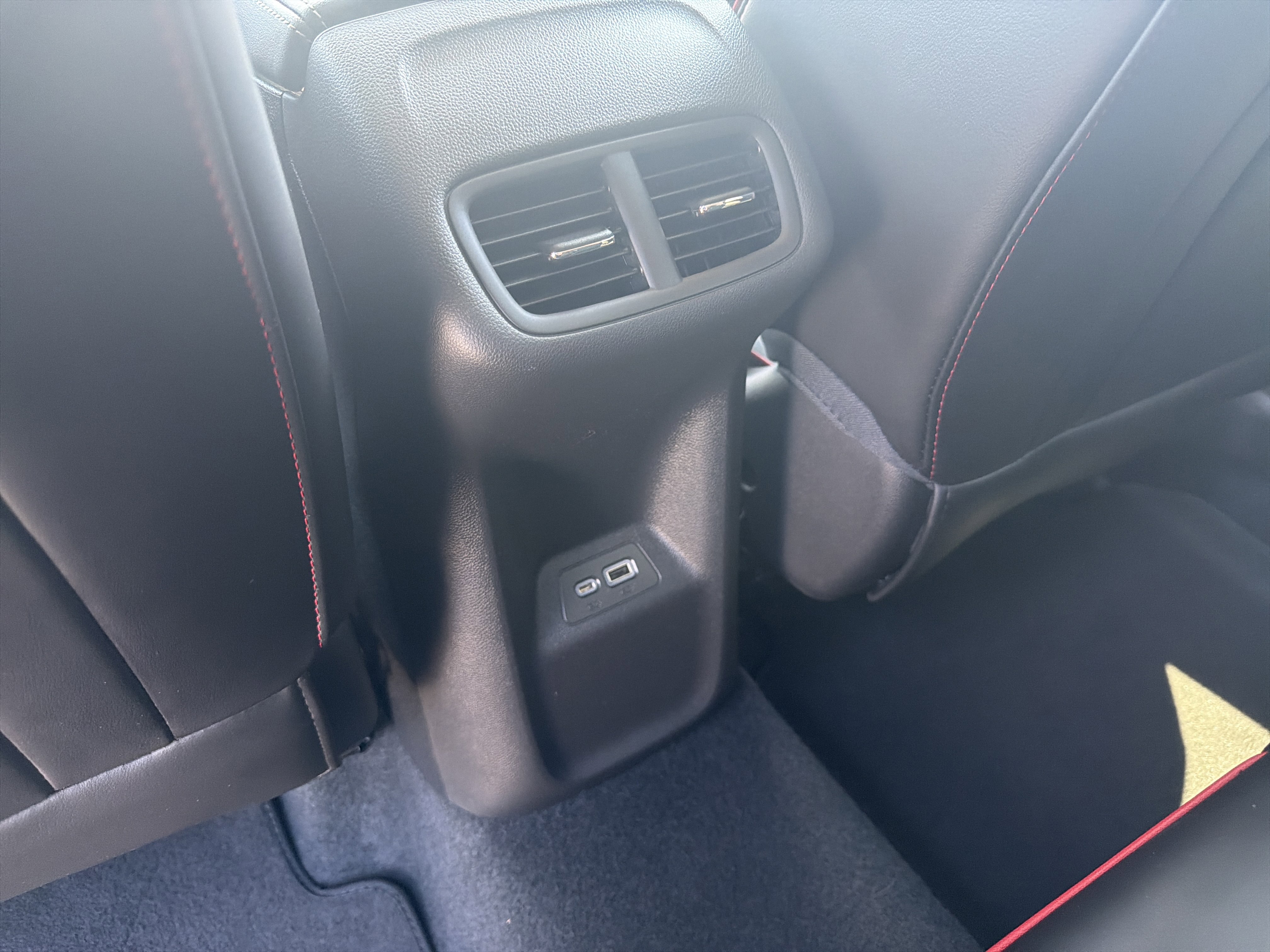 Used 2023 Buick Envision Essence w/ Sport Touring Package AWD/4WD image 30