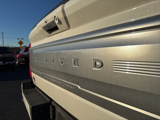 Used 2024 Ford F250 Limited w/ FX4 Off-Road Package image 8