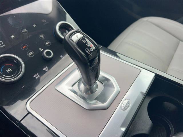 Used 2020 Land Rover Range Rover Evoque S image 12