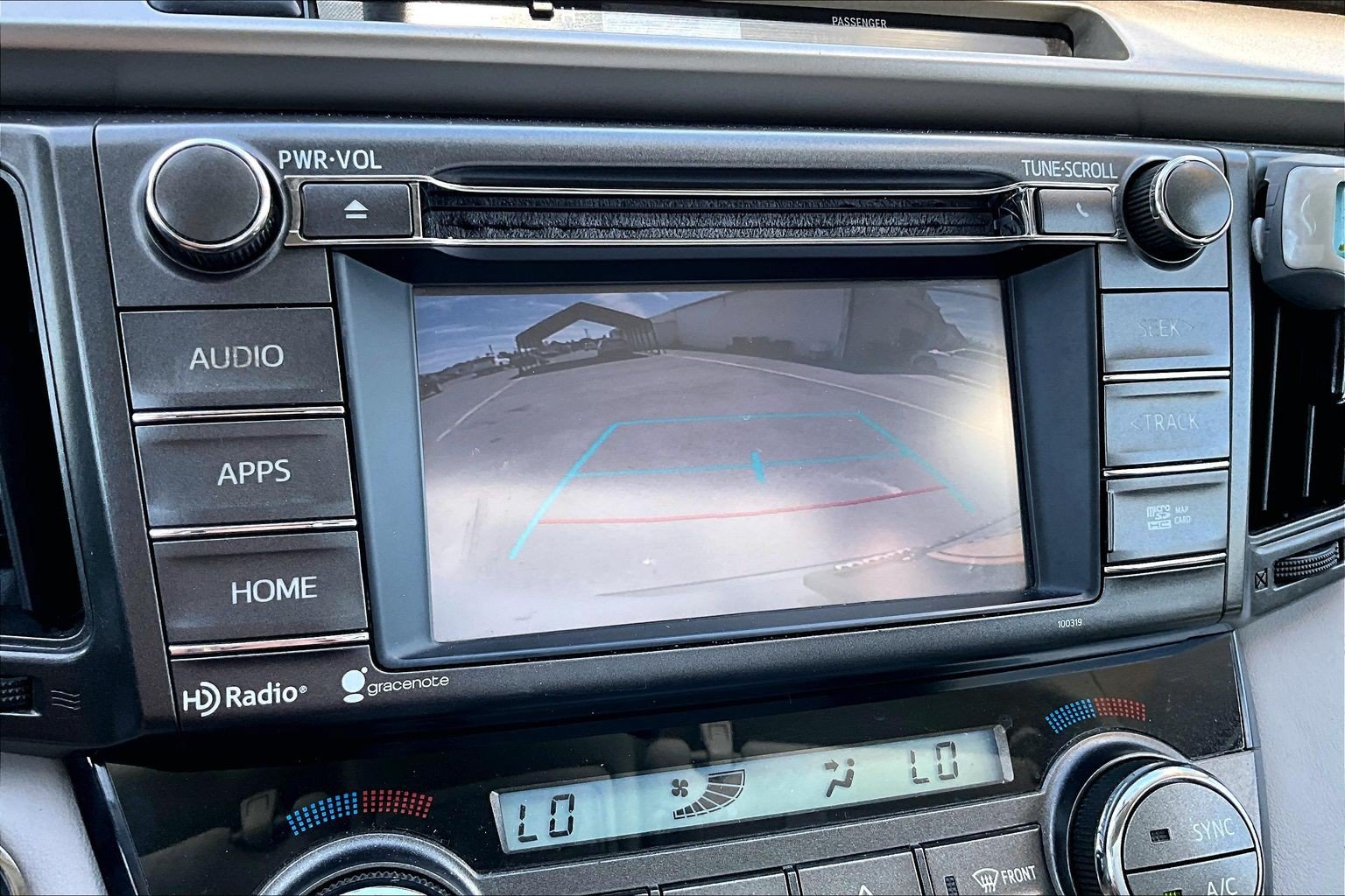 Used 2015 Toyota RAV4 Limited FWD image 22
