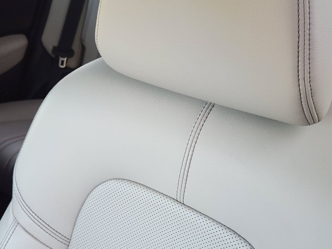 Certified 2024 Honda HR-V EX-L image 14