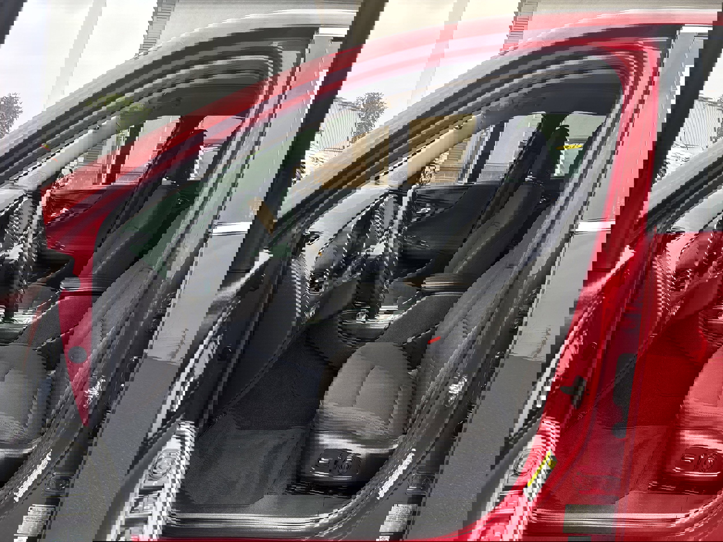 Used 2017 Chevrolet Malibu LT w/ Driver Confidence Package image 22
