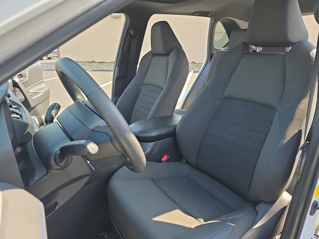 Certified 2022 Toyota RAV4 SE w/ Convenience Package AWD/4WD image 19