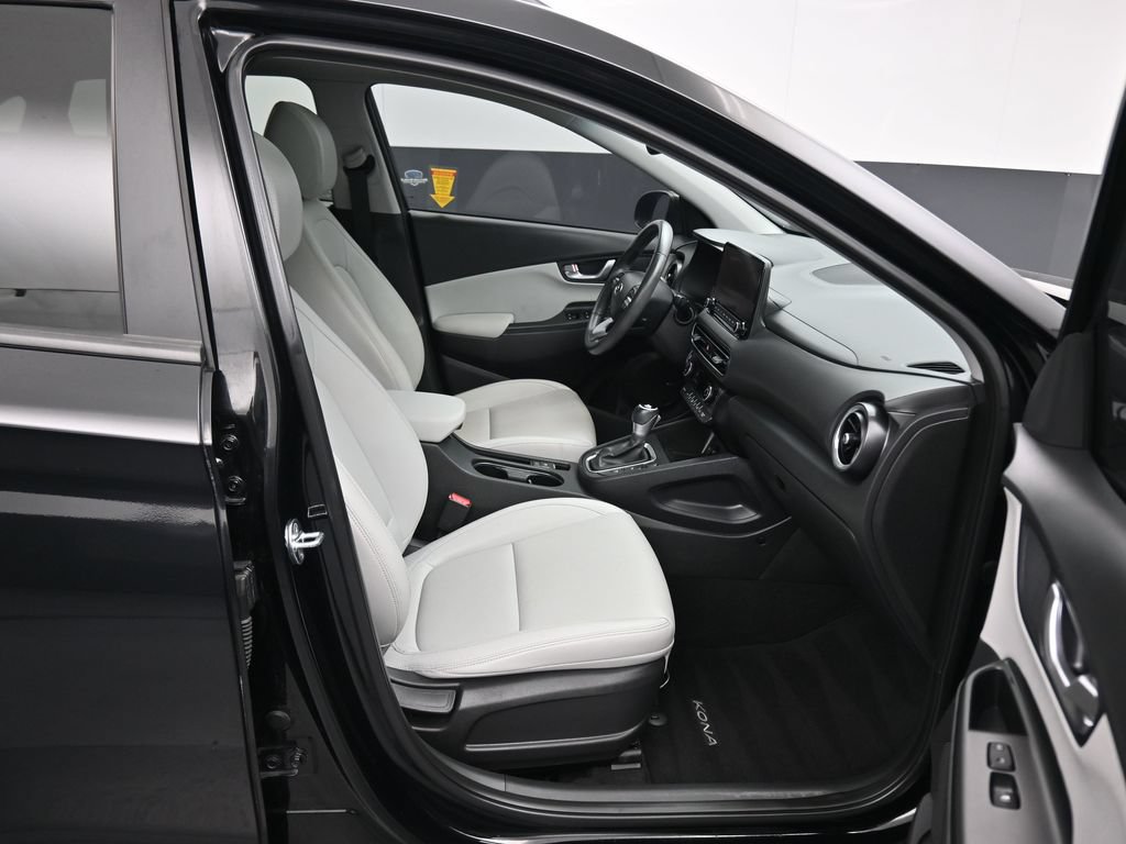 Used 2023 Hyundai Kona Limited w/ Cargo Package FWD image 45
