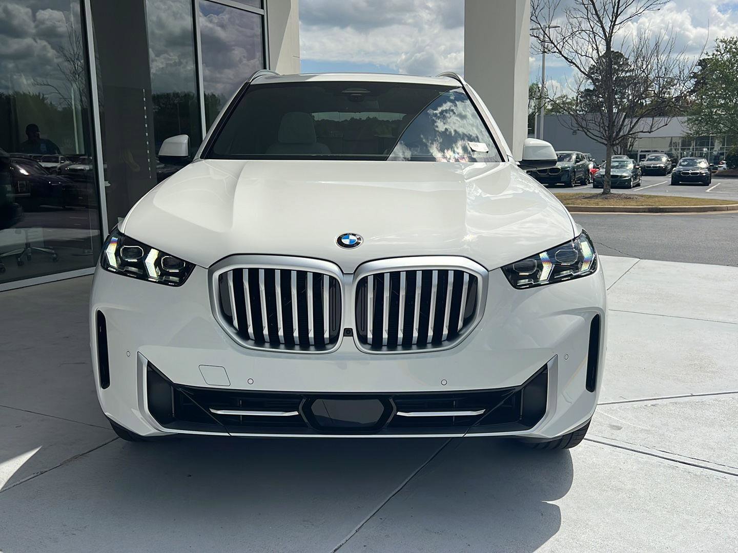 New 2026 BMW X5 sDrive40i w/ Climate Comfort Package image 10