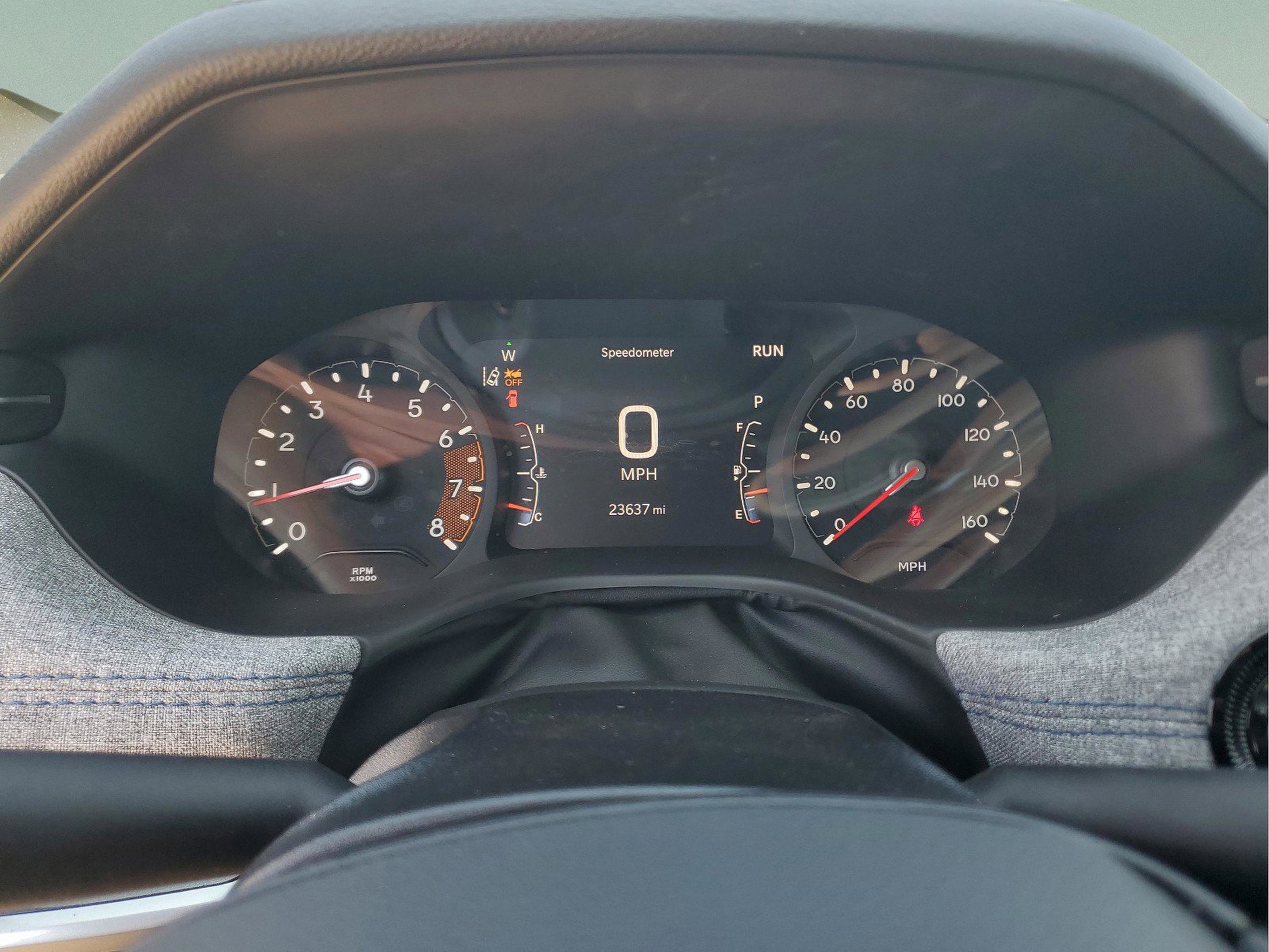 Used 2025 Jeep Compass Latitude AWD/4WD image 28