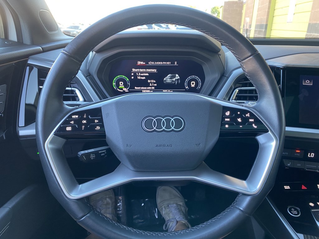 Used 2022 Audi Q4 e-tron Premium Plus image 30