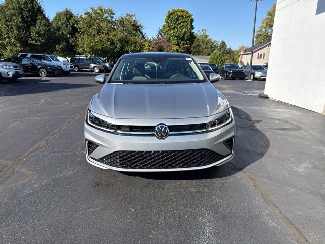 New 2027 Volkswagen Jetta SE FWD image 2