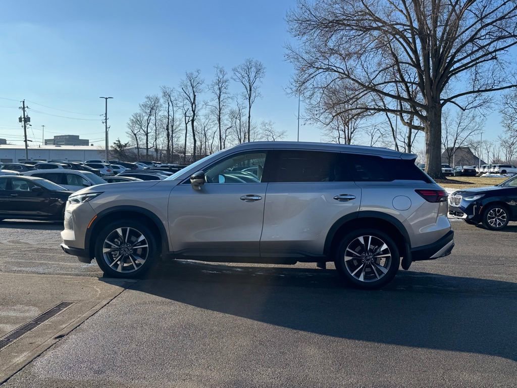 Used 2024 INFINITI QX60 Luxe image 9