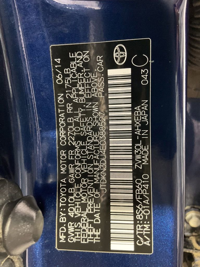 Used 2014 Toyota Prius Three FWD image 41