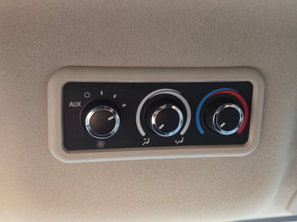 Used 2015 Chevrolet Express 2500 LS RWD image 35