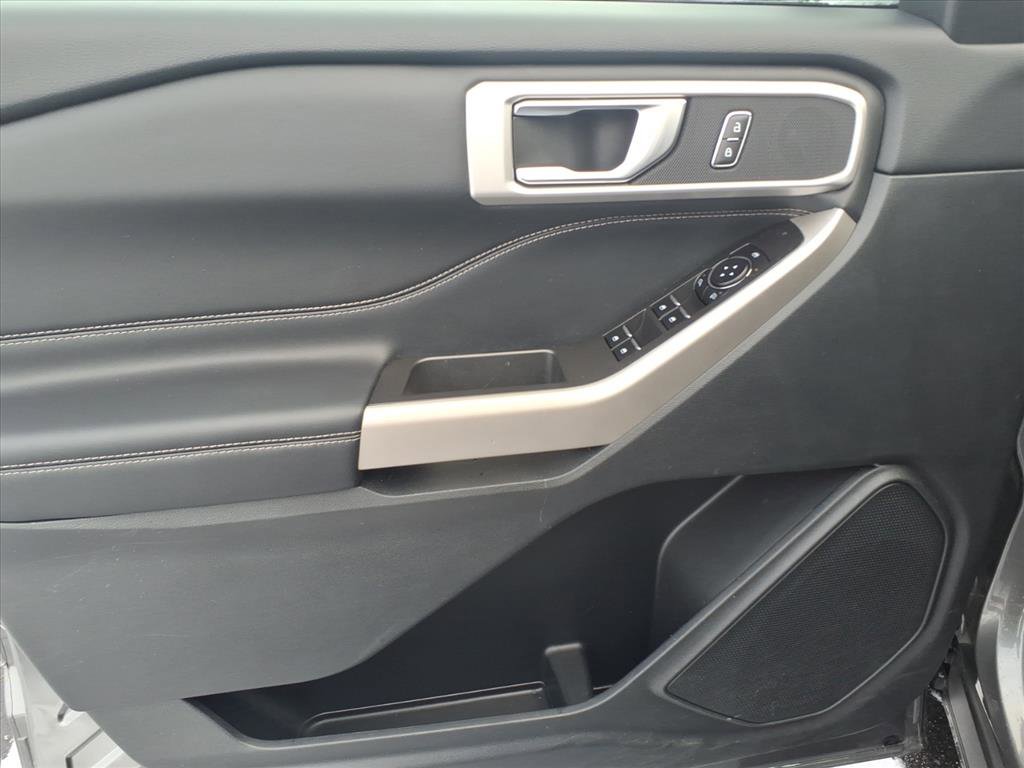 Certified 2023 Ford Explorer XLT w/ Equipment Group 202A image 12