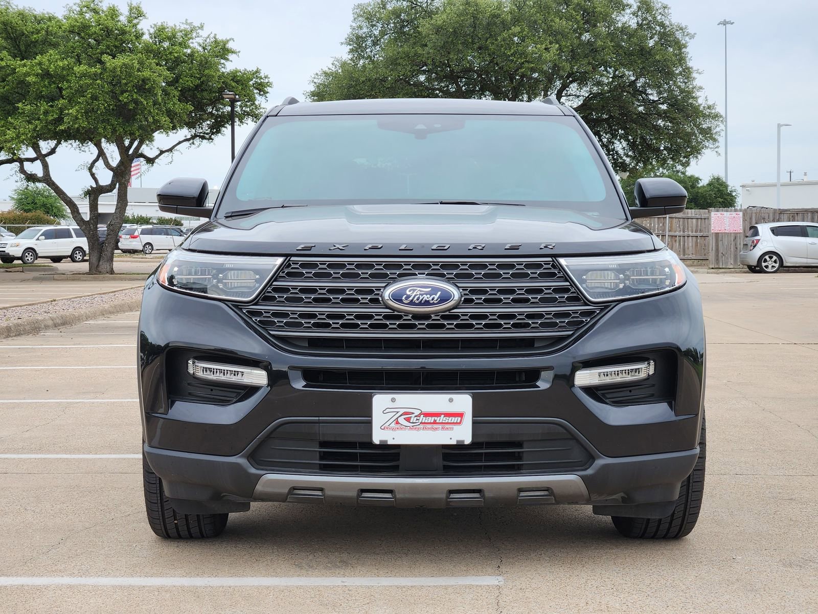 Used 2024 Ford Explorer XLT w/ Equipment Group 202A RWD image 7