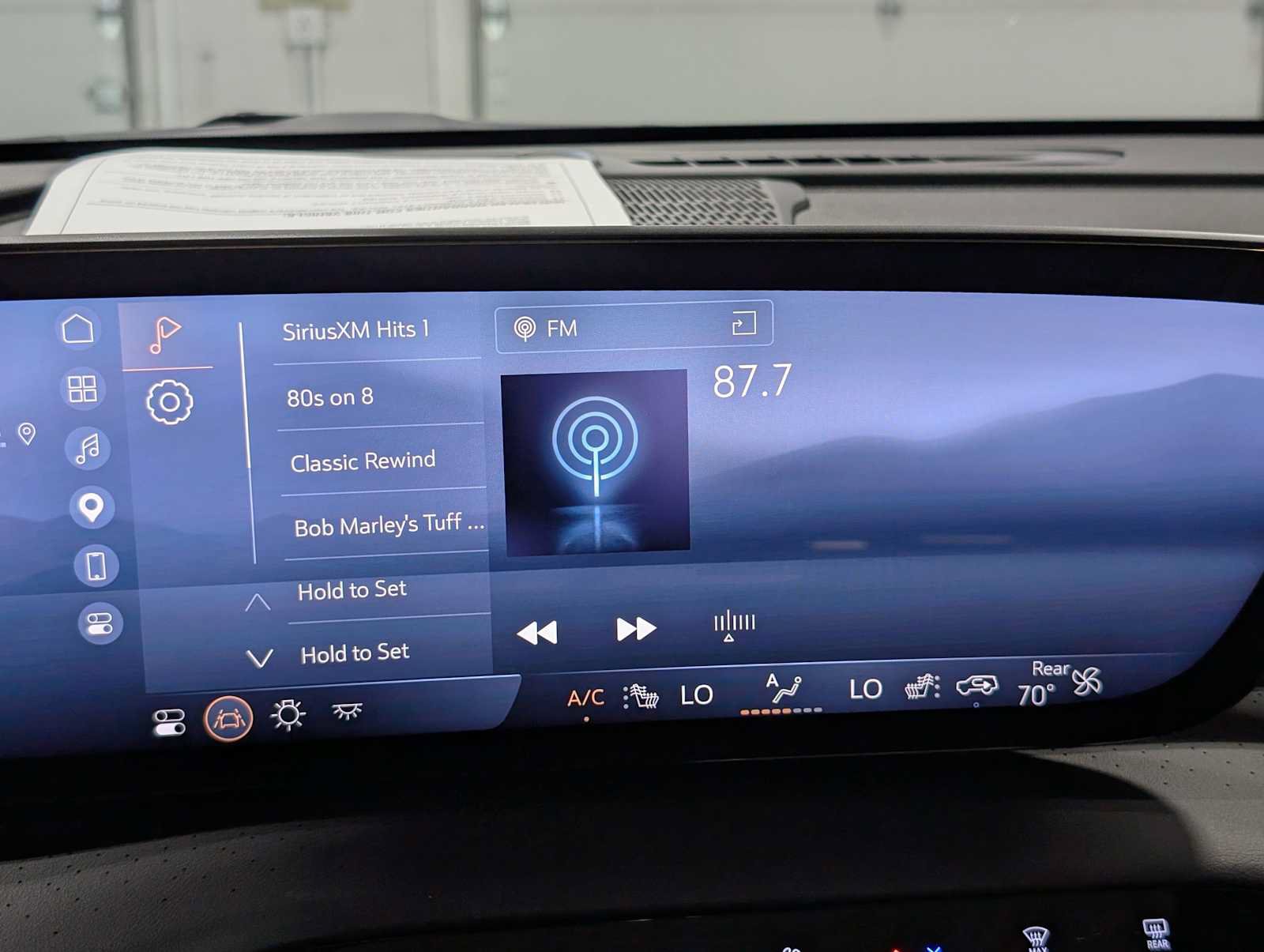 Certified 2025 Buick Enclave Avenir w/ Super Cruise Package AWD/4WD image 27