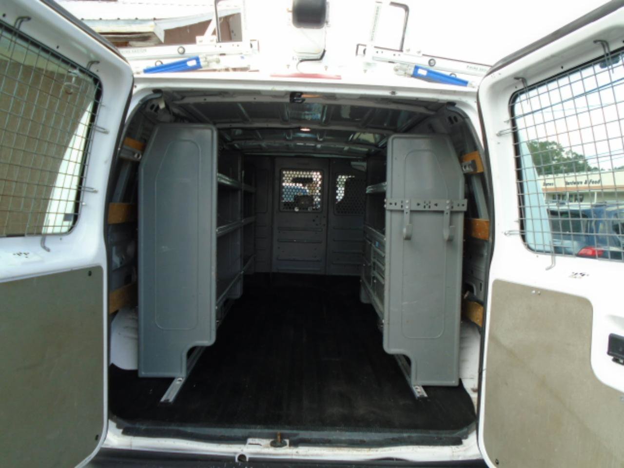 Used 2013 Ford E-250 and Econoline 250 w/ PWR Group RWD image 15