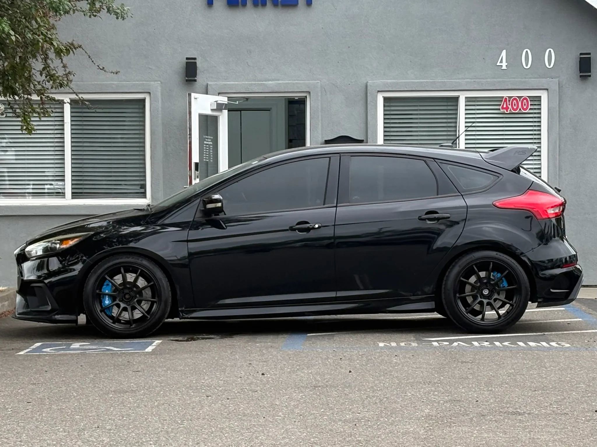 Used 2017 Ford Focus RS AWD/4WD image 8