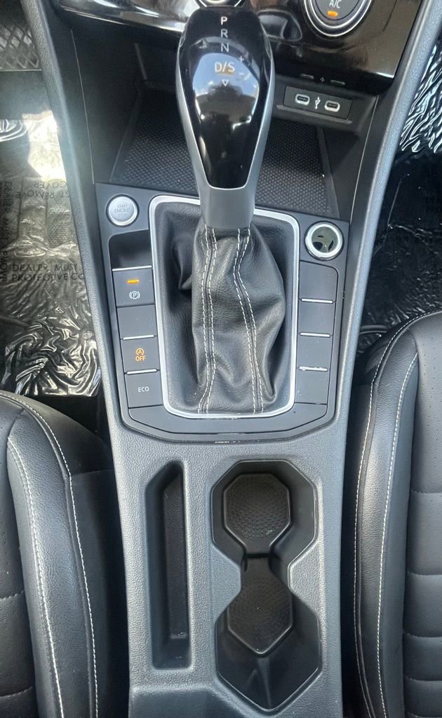 Certified 2024 Volkswagen Jetta SE image 11