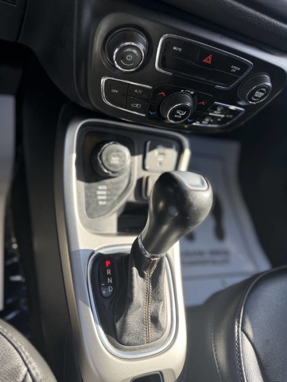 Used 2021 Jeep Compass Latitude image 17