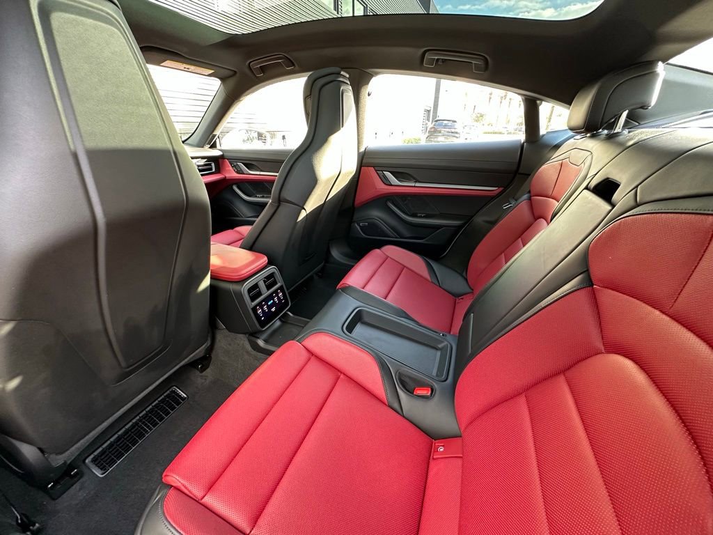Used 2025 Porsche Taycan 4S image 33