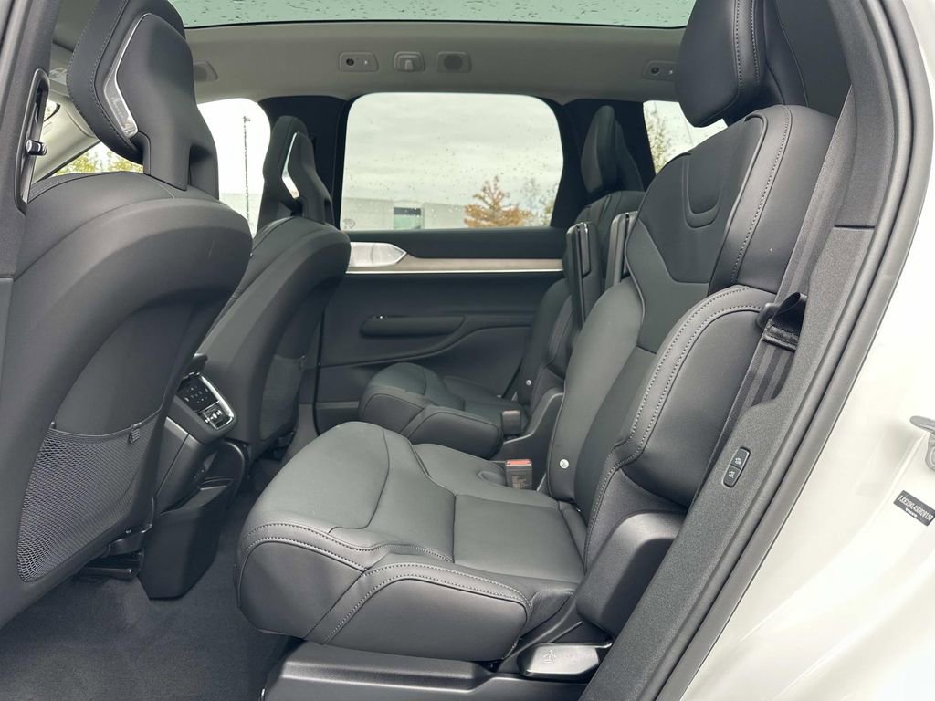 New 2025 Volvo EX90 Ultra w/ Protection Package Premier image 25