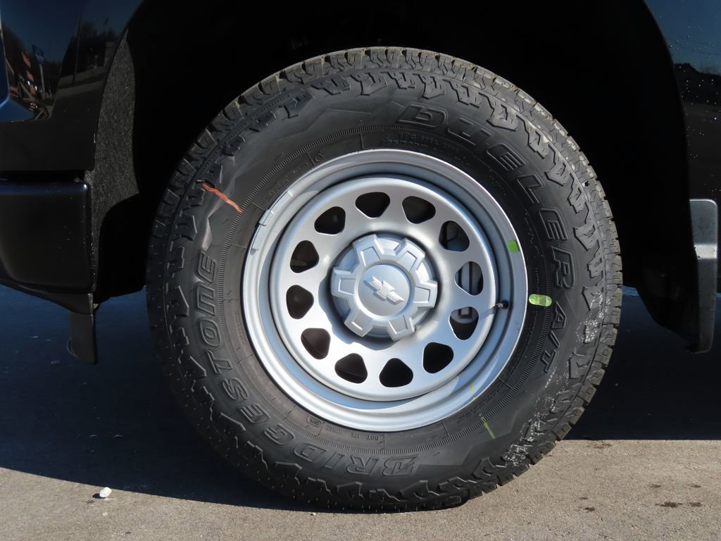 New 2026 Chevrolet Silverado 1500 W/T image 12