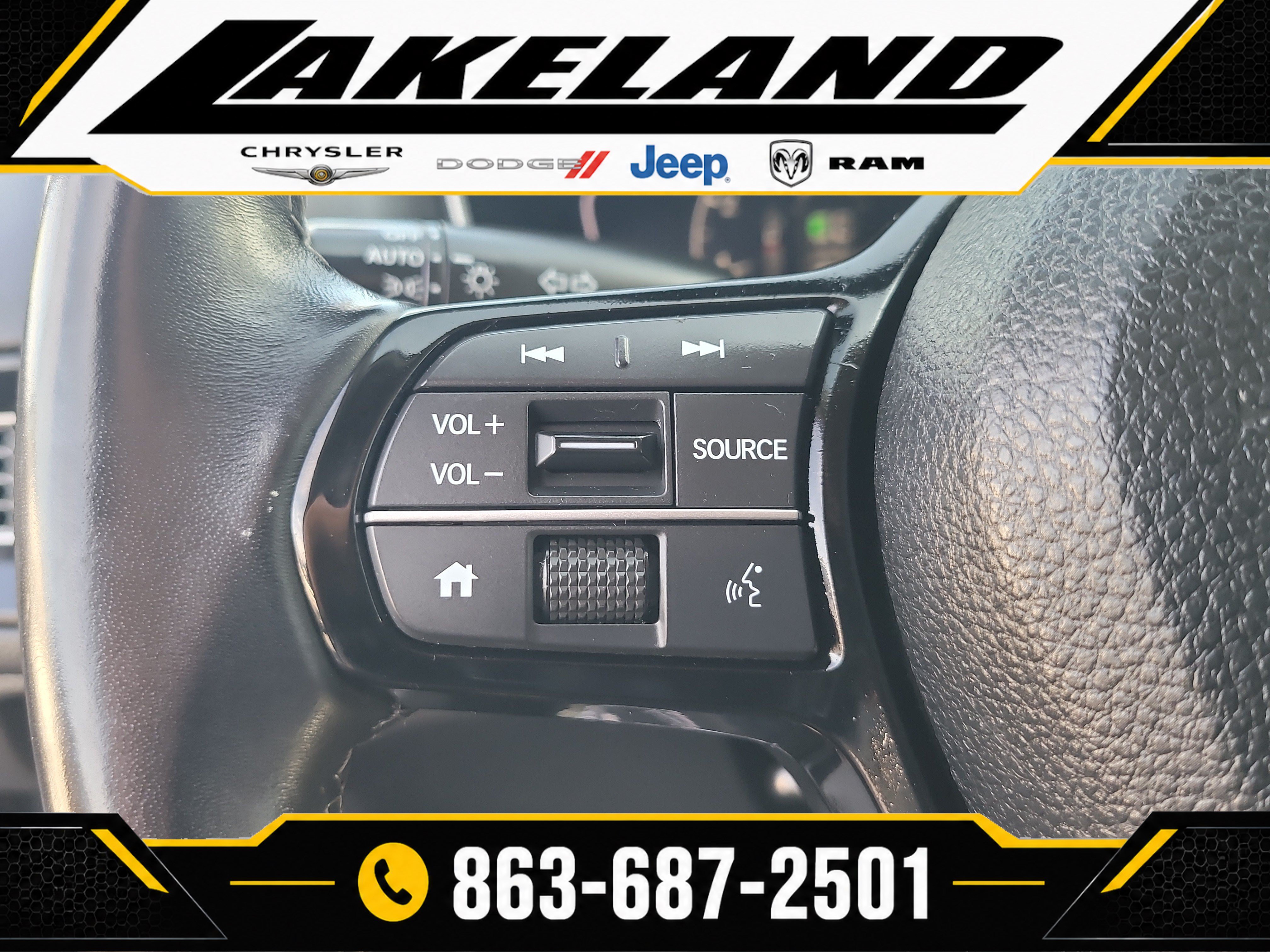 Used 2024 Honda Civic EX-L image 27