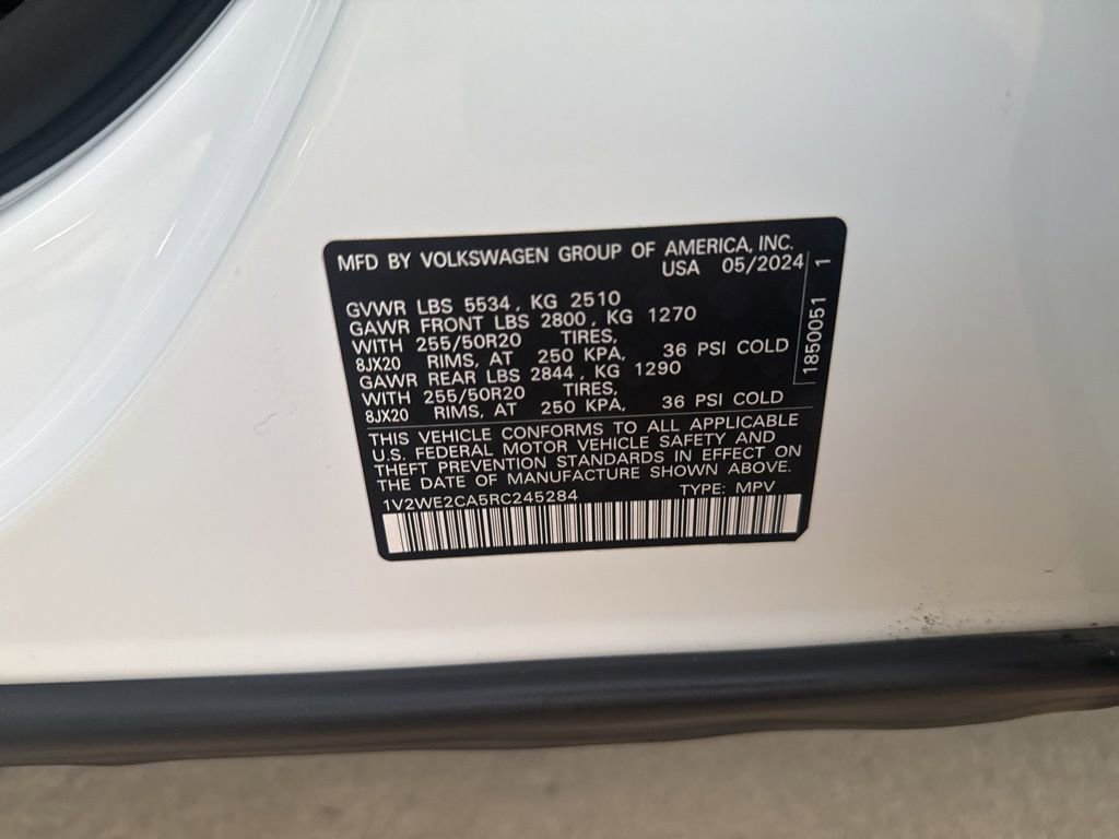 Used 2024 Volkswagen Atlas Cross Sport SE w/ Black Wheel Package image 26