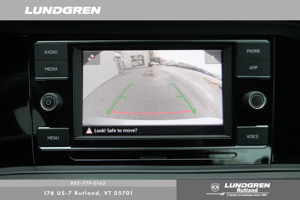 Used 2024 Volkswagen Jetta Sport image 20