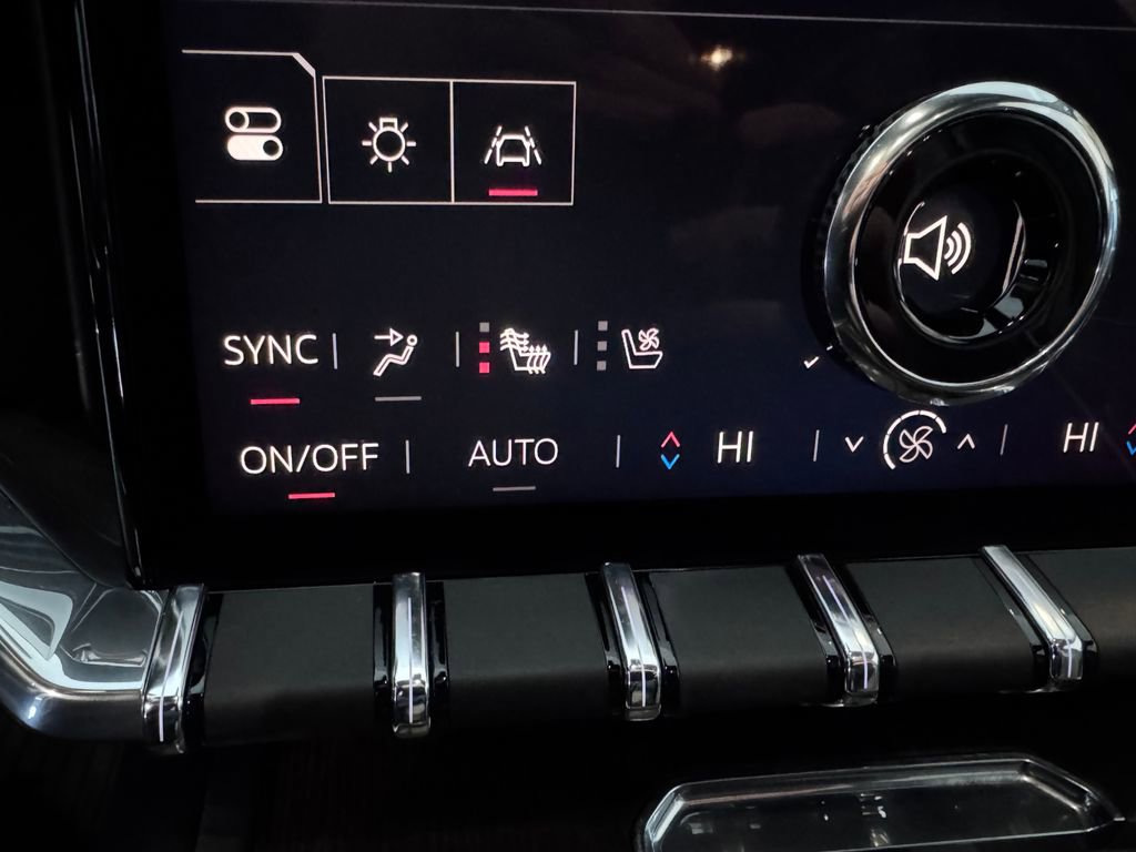 Certified 2024 GMC Acadia Denali w/ Super Cruise Package image 24