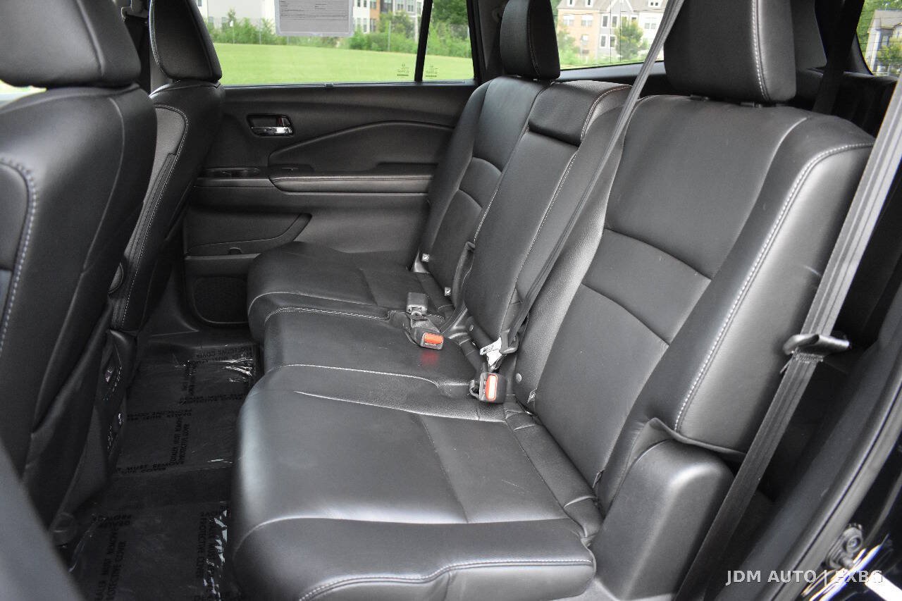 Used 2016 Honda Pilot Touring image 14