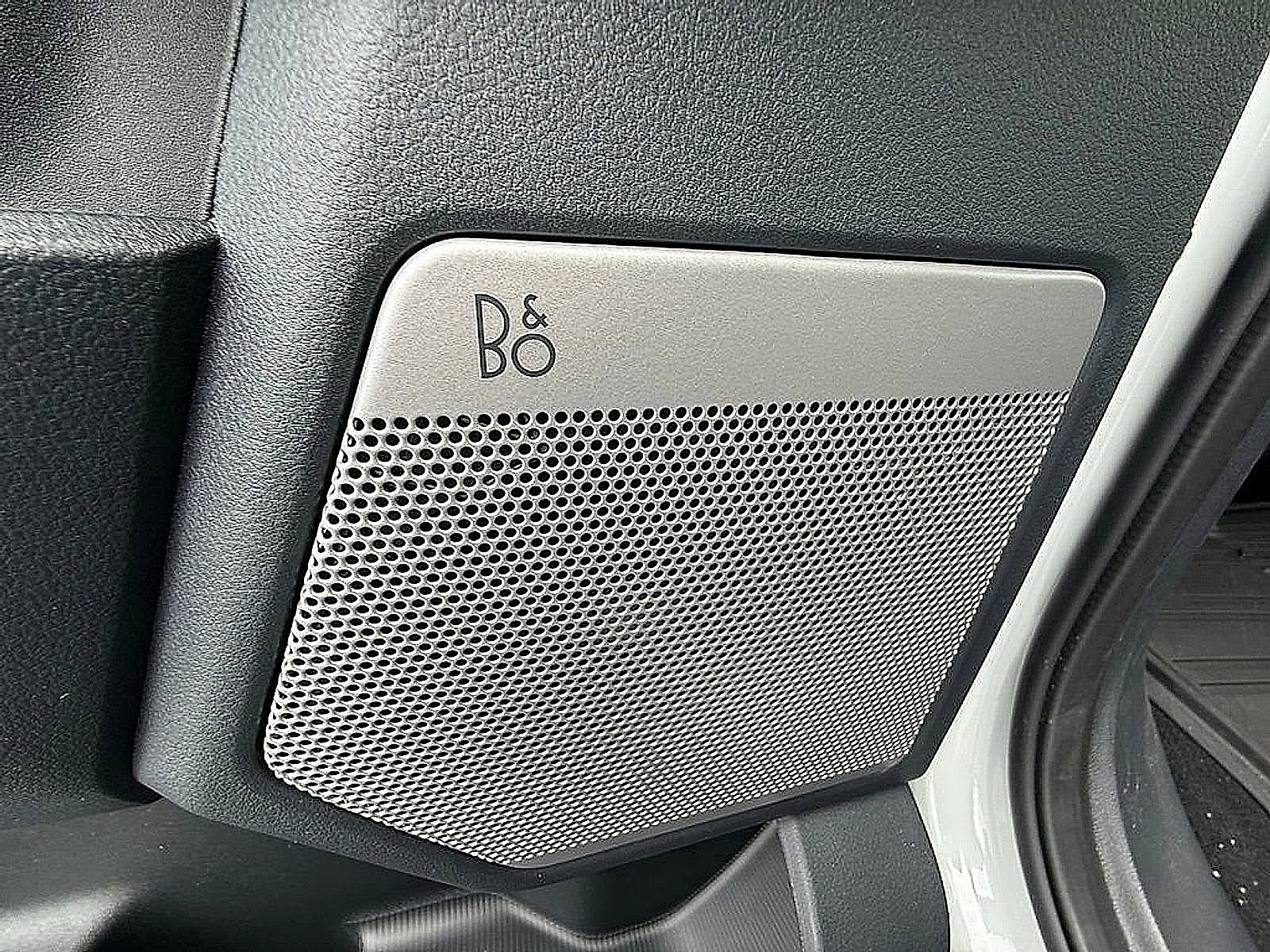 Used 2023 Ford F150 Lariat image 12