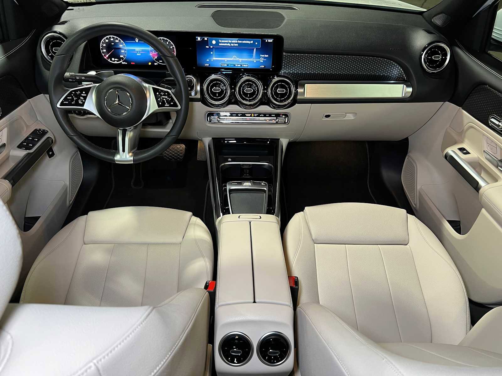 Certified 2025 Mercedes-Benz GLB 250 4MATIC image 40