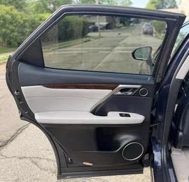 Used 2019 Lexus RX 450h AWD w/ Navigation Package image 23