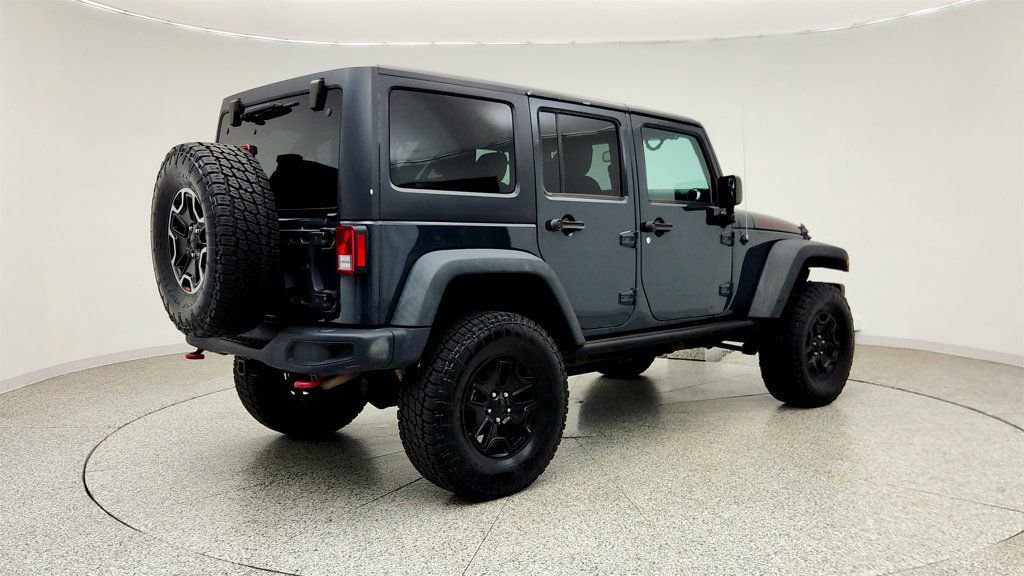 Used 2016 Jeep Wrangler Unlimited Rubicon AWD/4WD image 5