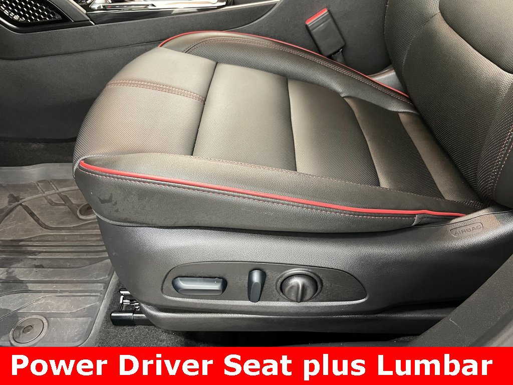 Certified 2024 Chevrolet TrailBlazer RS w/ Driver Confidence Package image 9