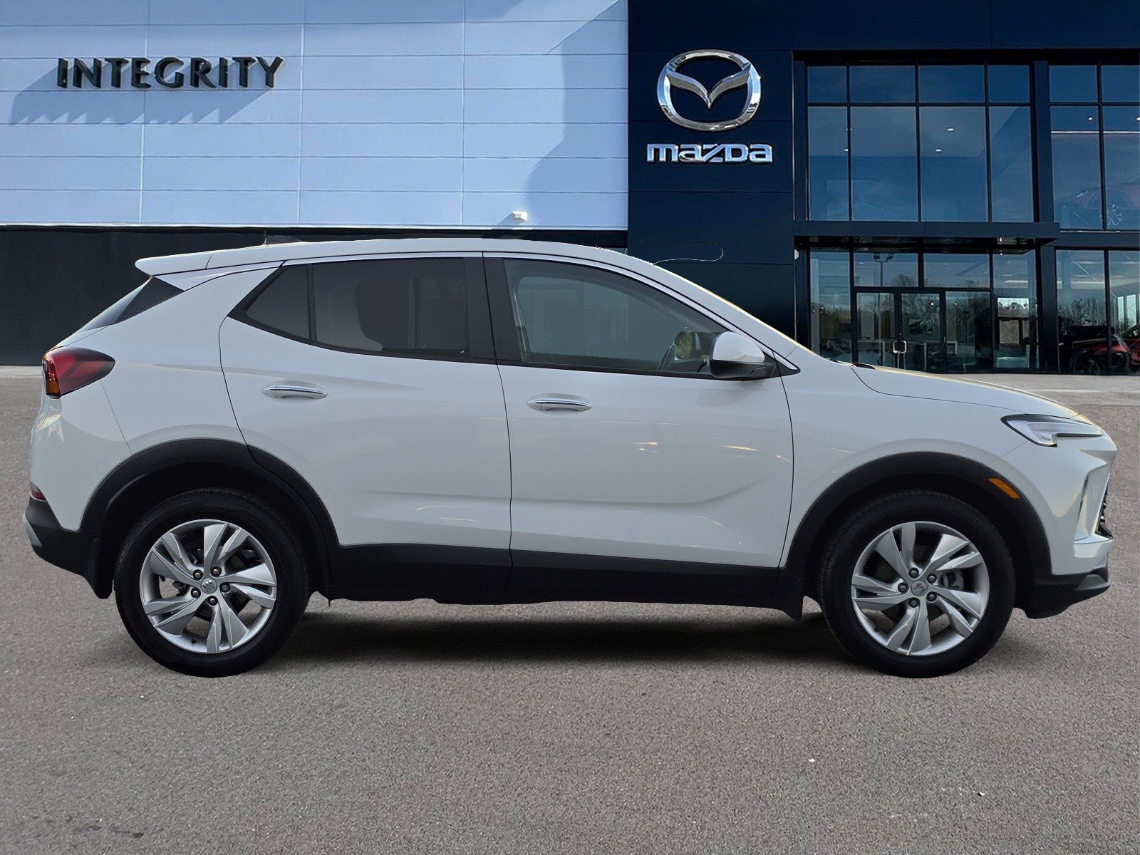 Used 2026 Buick Encore GX Preferred FWD image 3