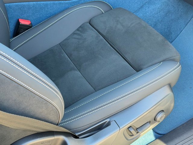 Certified 2023 Volvo C40 P8 Recharge Plus w/ Climate Package image 13