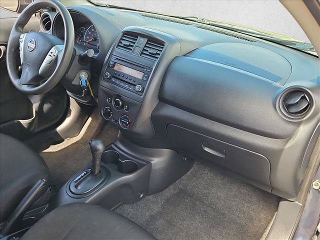 Used 2015 Nissan Versa S Plus FWD image 26