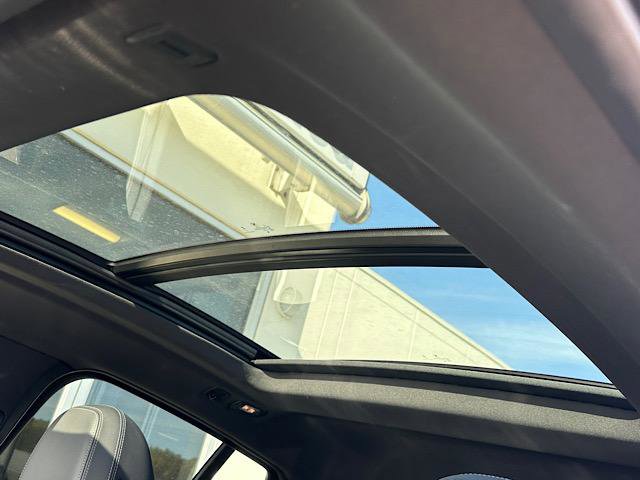 Used 2023 BMW X4 xDrive30i image 18