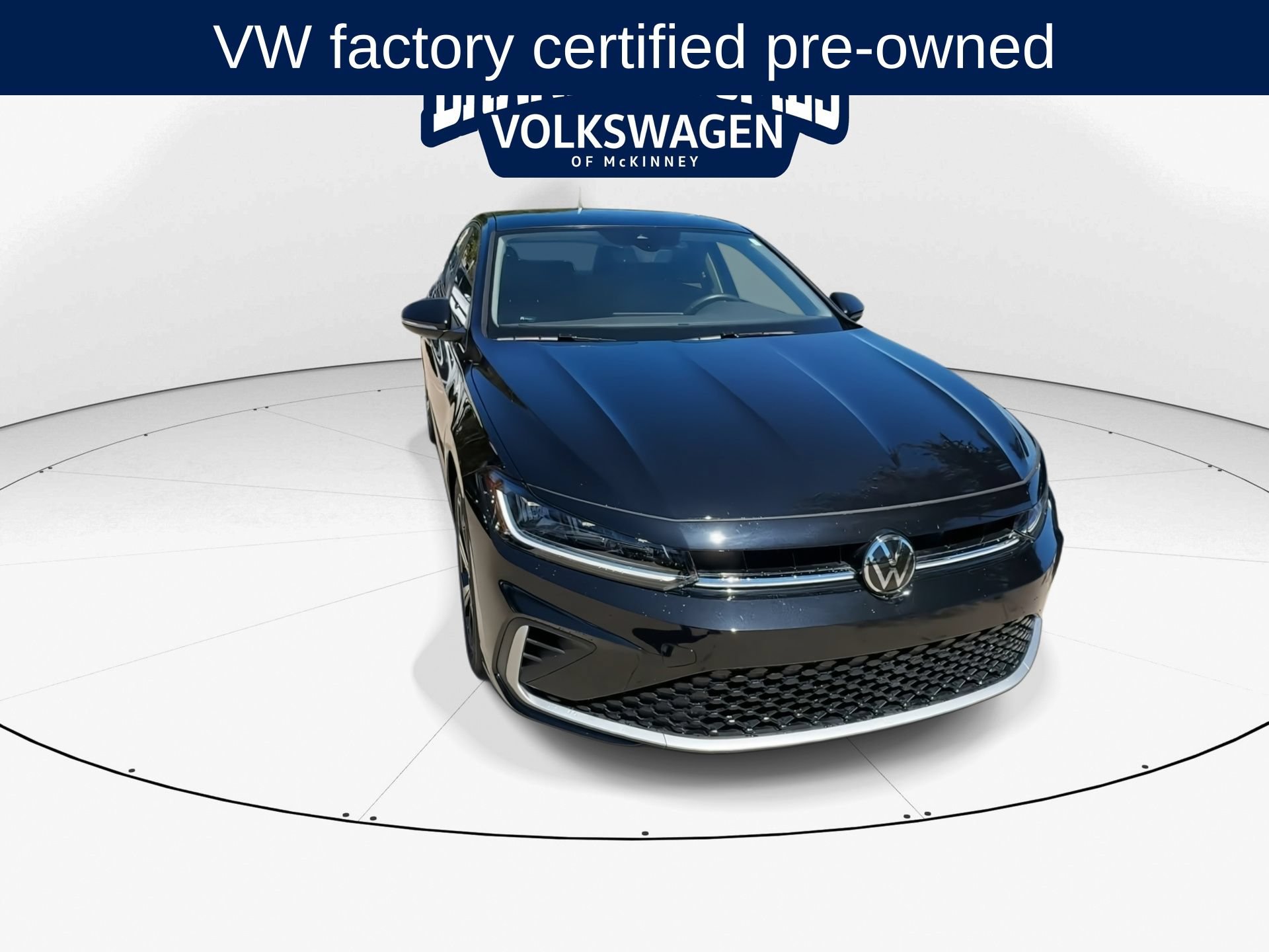 Used 2026 Volkswagen Jetta SEL FWD image 2