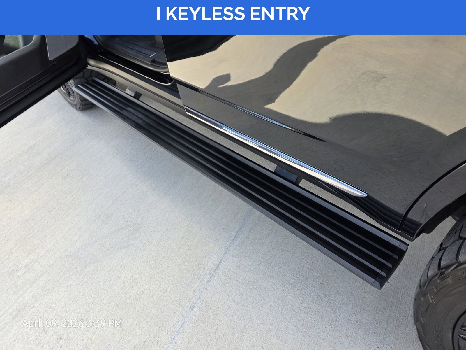 Used 2023 GMC Yukon Denali Ultimate image 12