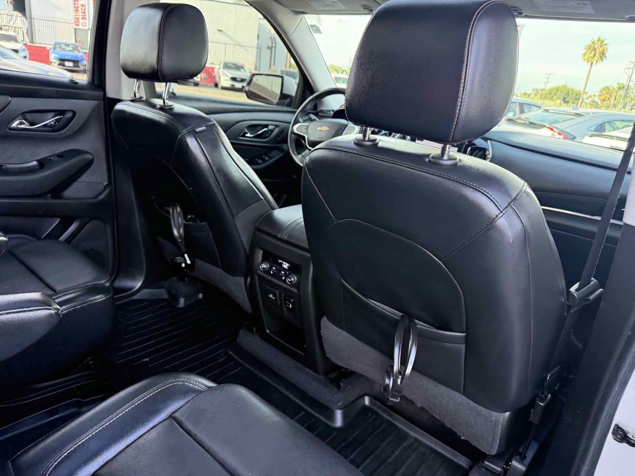 Used 2018 Chevrolet Traverse Premier image 86