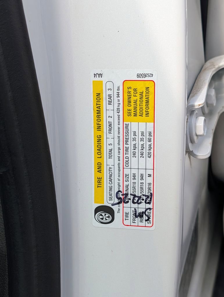 Used 2019 Buick Encore Essence w/ Safety Package II image 8