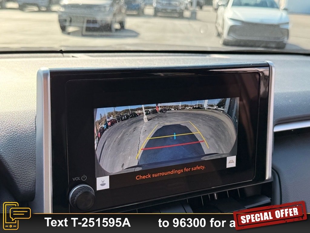 Used 2024 Toyota RAV4 SE w/ Convenience Package image 24